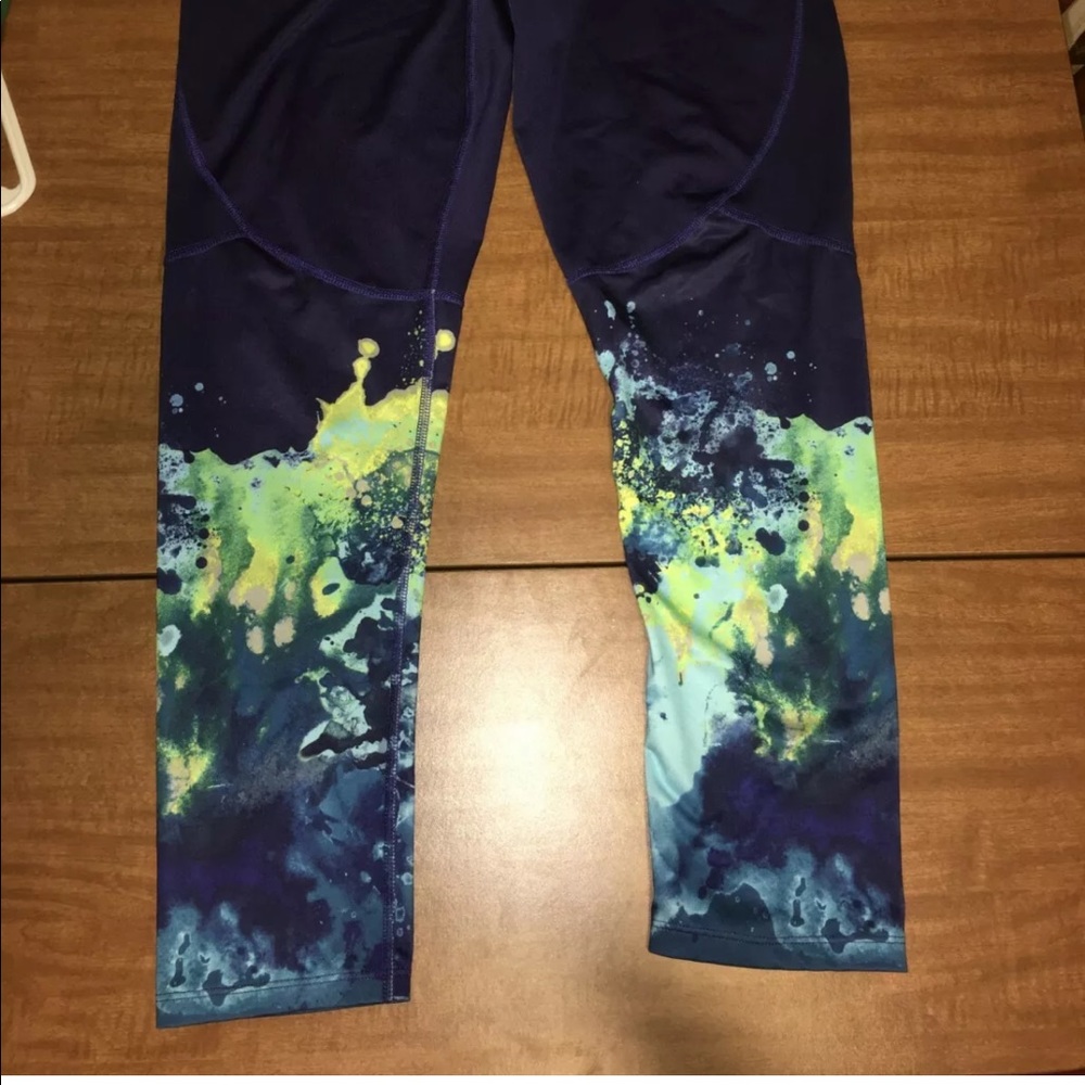 Layer 8 workout leggings, navy colorful